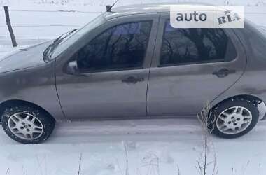 Седан Fiat Siena 2006 в Попельне