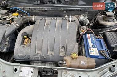 Седан Fiat Siena 2006 в 