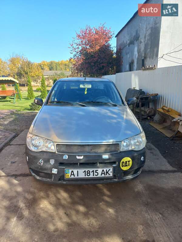 Седан Fiat Siena 2005 в 