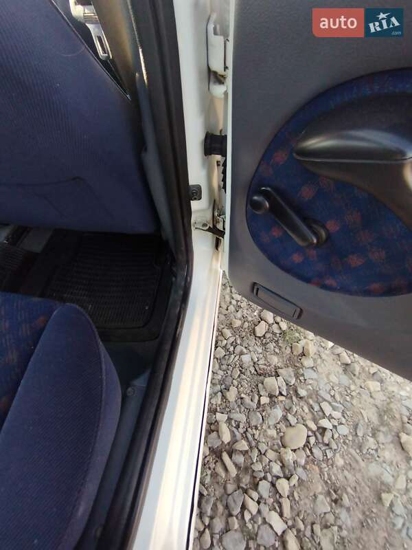 Седан Fiat Siena 1998 в Ивано-Франковске