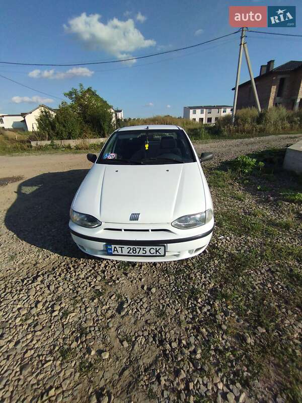 Седан Fiat Siena 1998 в Ивано-Франковске