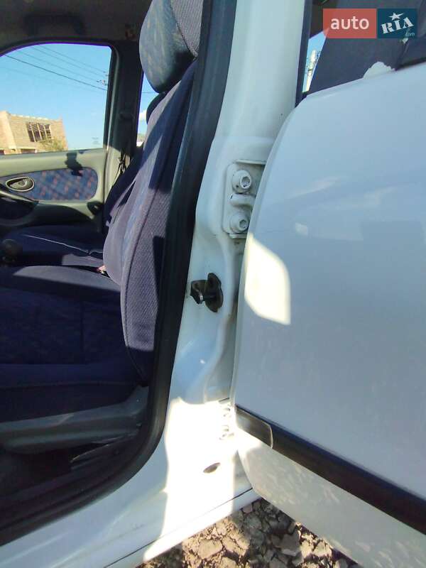 Седан Fiat Siena 1998 в Ивано-Франковске