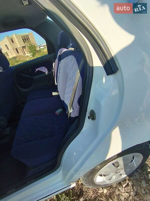 Седан Fiat Siena 1998 в Ивано-Франковске