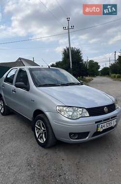 Седан Fiat Siena 2006 в Каменском