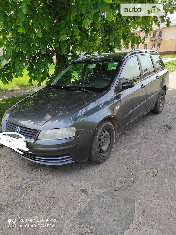 Универсал Fiat Stilo 2003 в Нововолынске