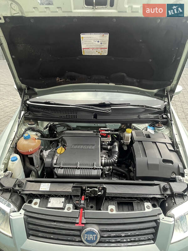 Хэтчбек Fiat Stilo 2005 в Ужгороде фото 6 Хэтчбек Fiat Stilo 2005 в Ужгороде