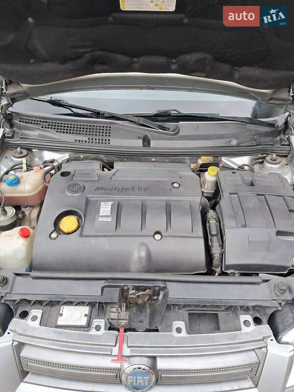 Універсал Fiat Stilo 2006 в Калуші