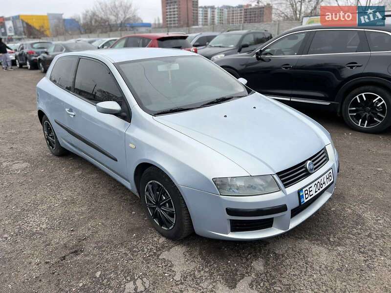 Хетчбек Fiat Stilo 2002 в Миколаєві