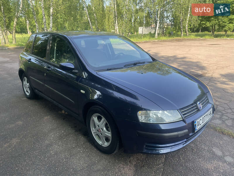 Хэтчбек Fiat Stilo 2001 в Житомире