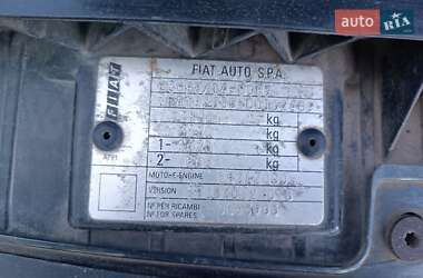 Хэтчбек Fiat Stilo 2002 в 
