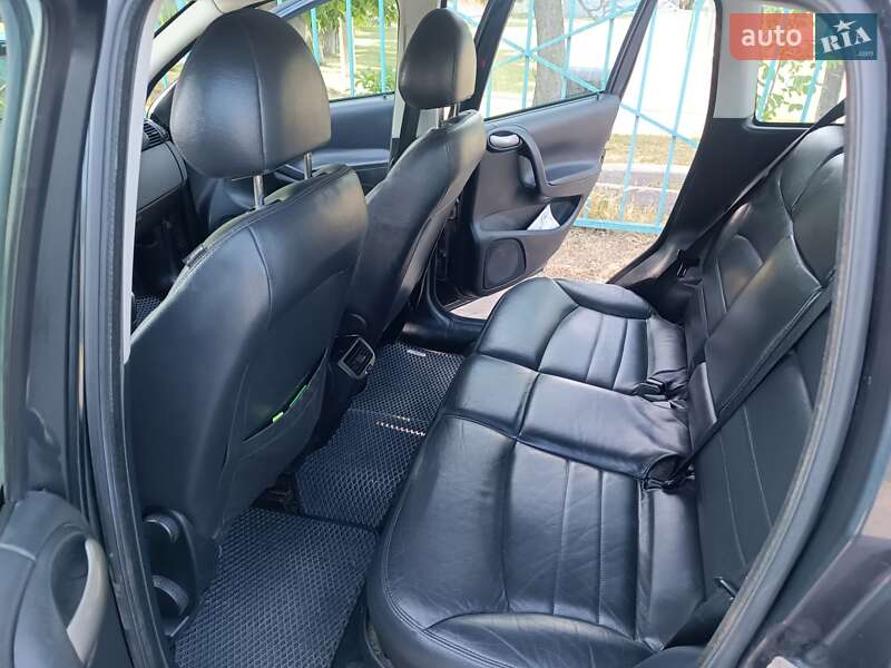 Хэтчбек Fiat Stilo 2002 в Балте