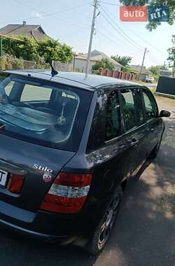 Хэтчбек Fiat Stilo 2002 в 