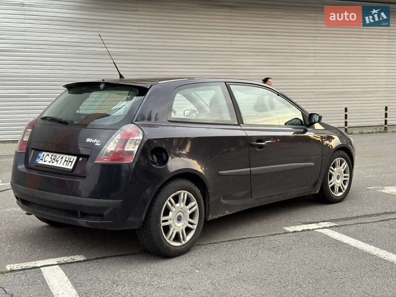 Хэтчбек Fiat Stilo 2002 в Харькове фото 3 Хэтчбек Fiat Stilo 2002 в Харькове