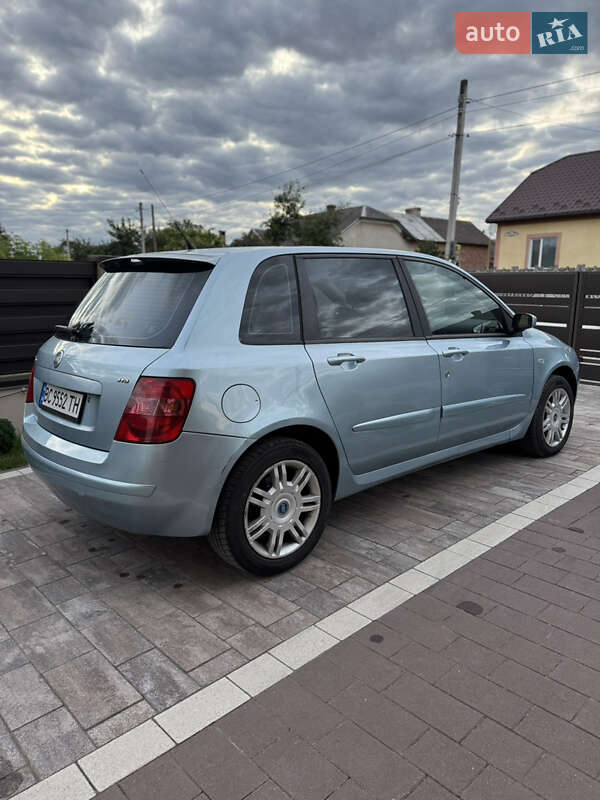 Хэтчбек Fiat Stilo 2004 в Львове фото 3 Хэтчбек Fiat Stilo 2004 в Львове