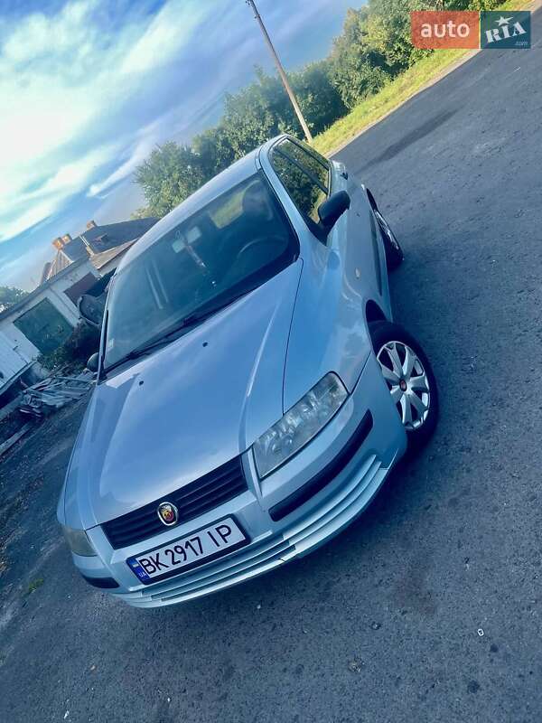 Хэтчбек Fiat Stilo 2003 в Дубно