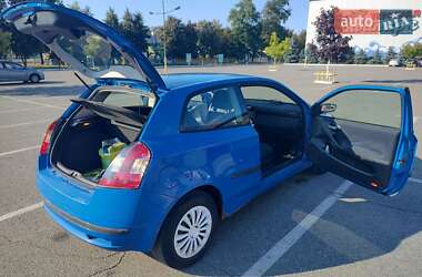 Хэтчбек Fiat Stilo 2005 в 