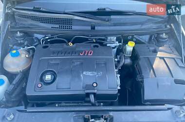 Хэтчбек Fiat Stilo 2002 в 