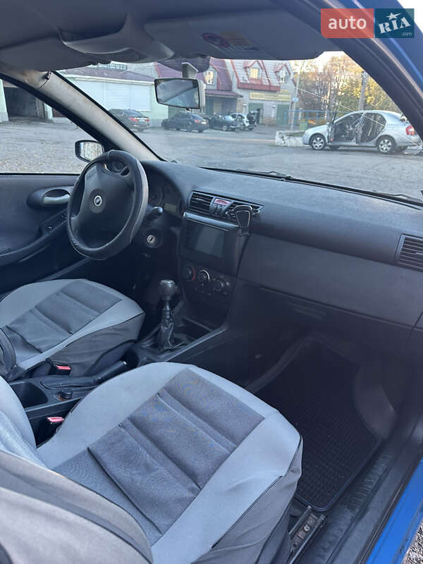 Хетчбек Fiat Stilo 2003 в Кам'янському