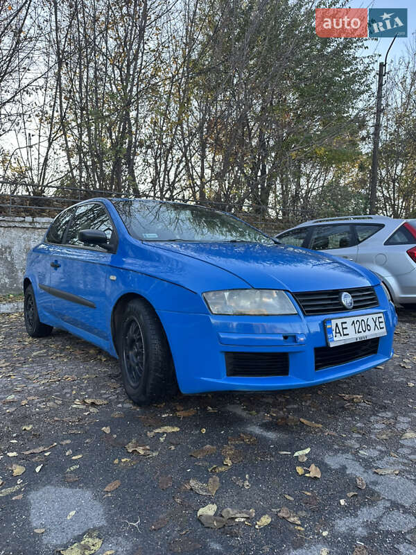 Хетчбек Fiat Stilo 2003 в Кам'янському