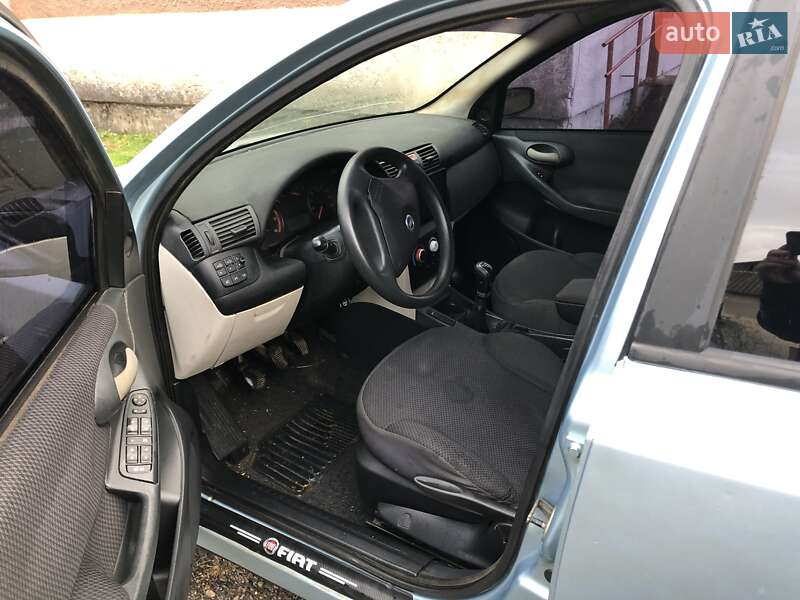 Хетчбек Fiat Stilo 2005 в Калуші фото 2 Хетчбек Fiat Stilo 2005 в Калуші