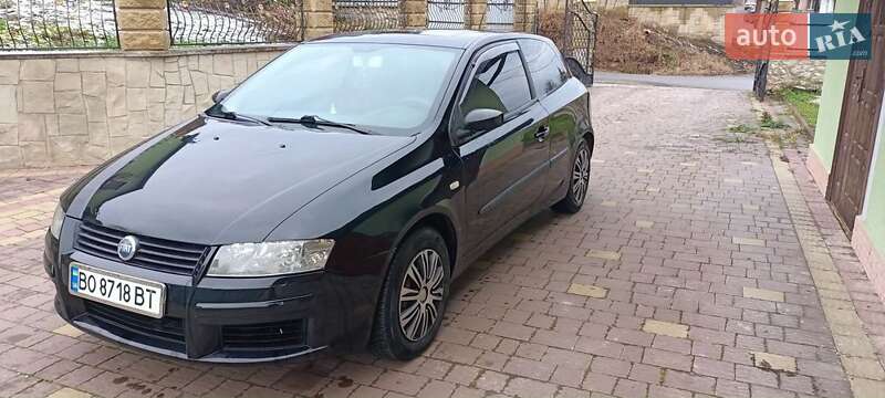 Хэтчбек Fiat Stilo 2002 в Тернополе