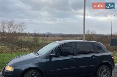 Хэтчбек Fiat Stilo 2002 в Ужгороде