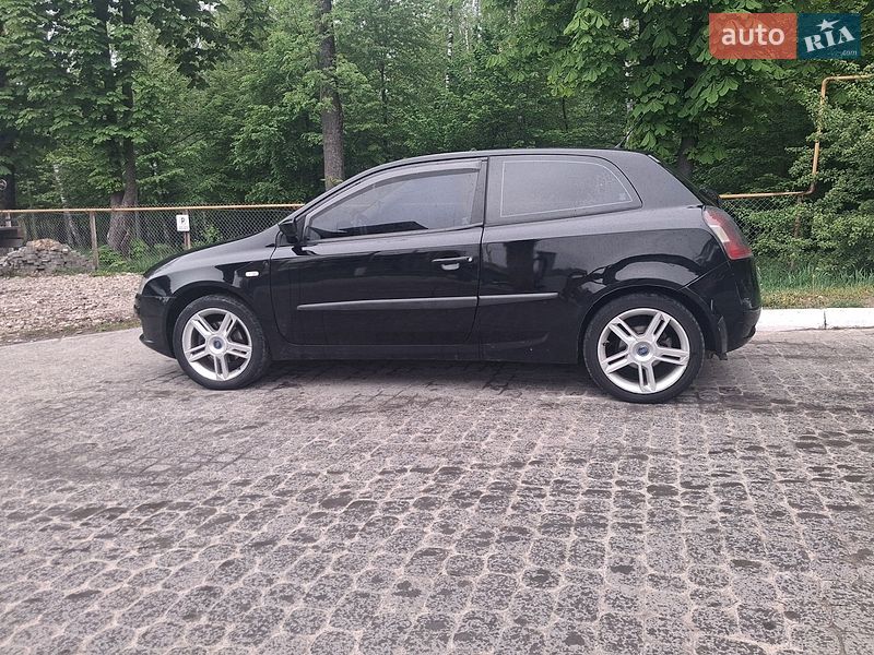 Хэтчбек Fiat Stilo 2002 в Тернополе