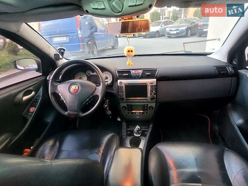 Хэтчбек Fiat Stilo 2002 в Броварах