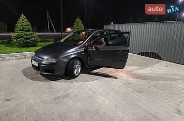 Хетчбек Fiat Stilo 2006 в Кагарлику