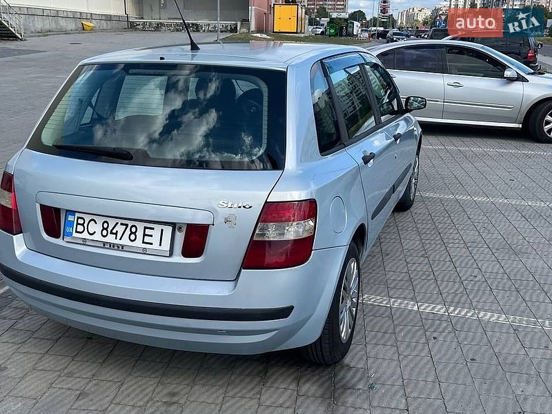 Хетчбек Fiat Stilo 2001 в Львові