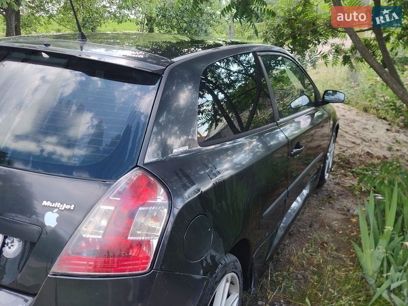 Универсал Fiat Stilo 2004 в Синельниково