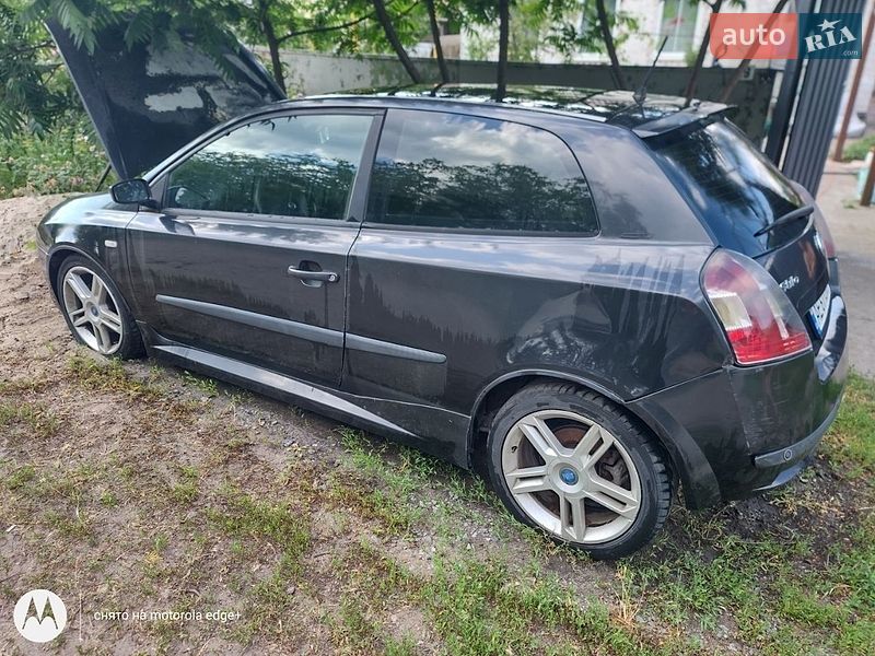 Универсал Fiat Stilo 2004 в Синельниково