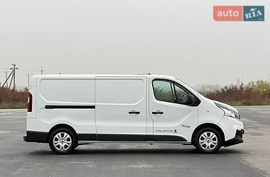 Вантажний фургон Fiat Talento 2016 в Радивиліві