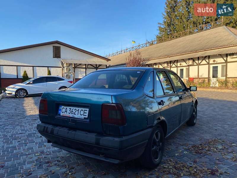 Седан Fiat Tempra 1992 в Смеле