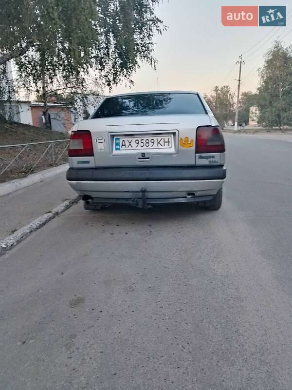 Седан Fiat Tempra 1995 в Изюме