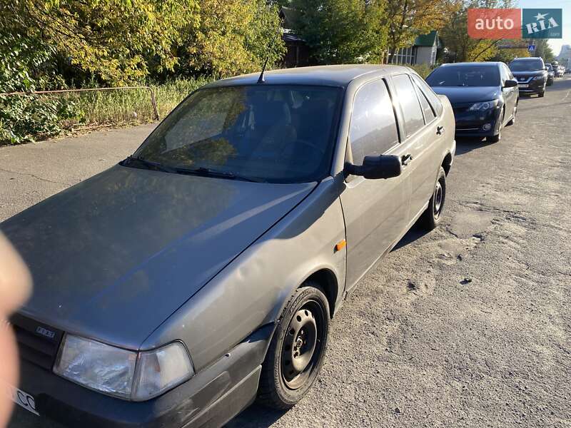 Седан Fiat Tempra 1990 в Киеве
