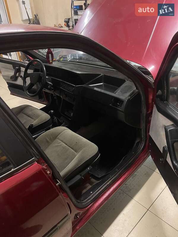 Седан Fiat Tempra 1991 в Тернополе