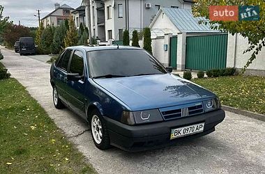Седан Fiat Tempra 1991 в Сарнах