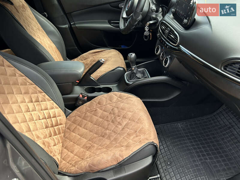 Хэтчбек Fiat Tipo Cross 2020 в Николаеве