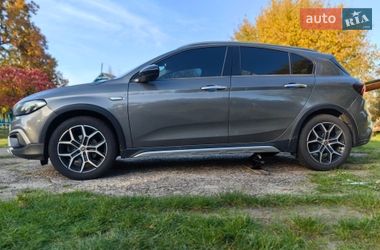 Хэтчбек Fiat Tipo Cross 2020 в Киеве