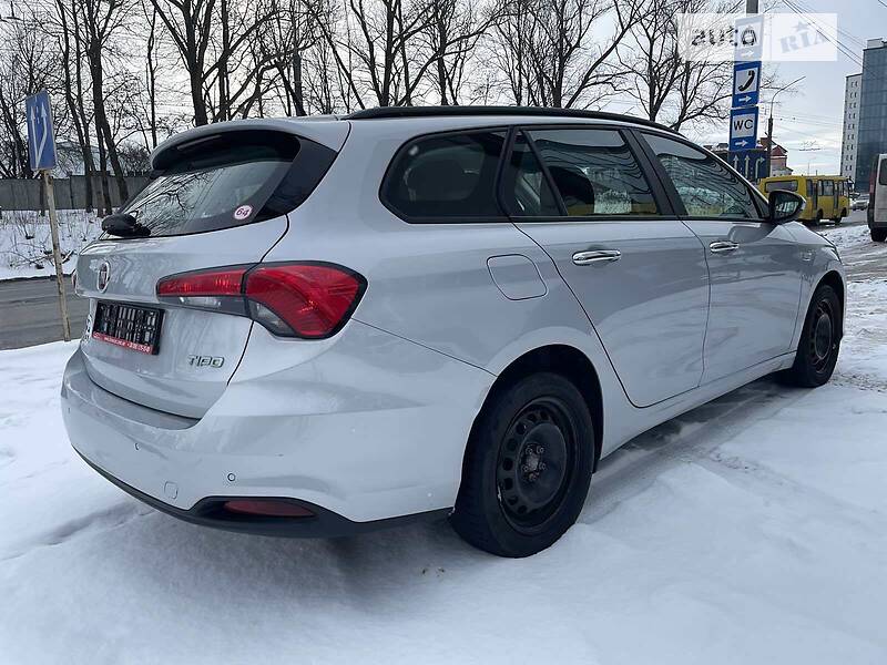 Універсал Fiat Tipo 2017 в Тернополі