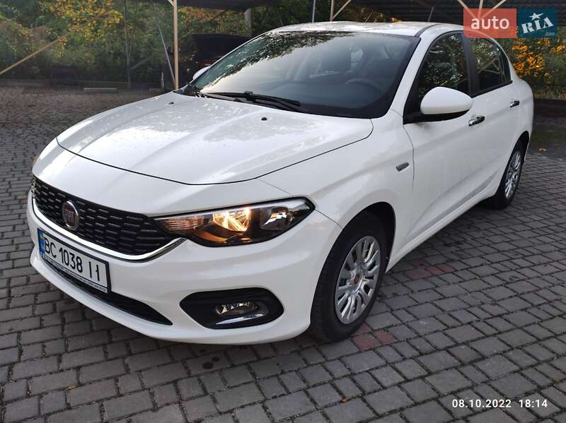 Седан Fiat Tipo 2019 в Львове