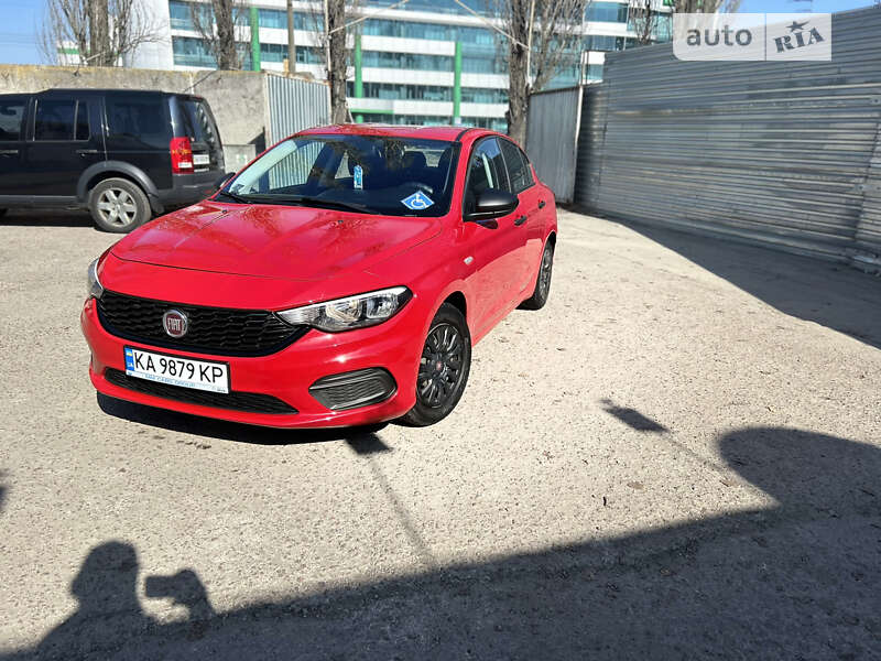 Седан Fiat Tipo 2019 в Киеве