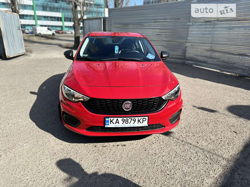Седан Fiat Tipo 2019 в Киеве