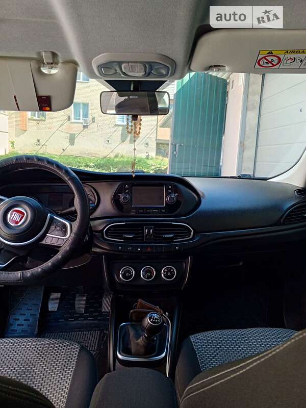 Седан Fiat Tipo 2021 в Дунаевцах