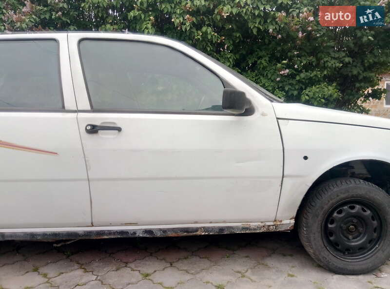 Хэтчбек Fiat Tipo 1988 в Копычинце фото 4 Хэтчбек Fiat Tipo 1988 в Копычинце