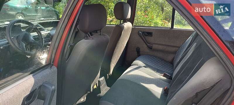 Хэтчбек Fiat Tipo 1995 в Львове