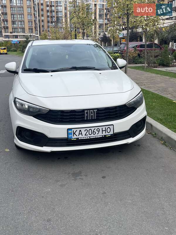 Седан Fiat Tipo 2021 в Киеве