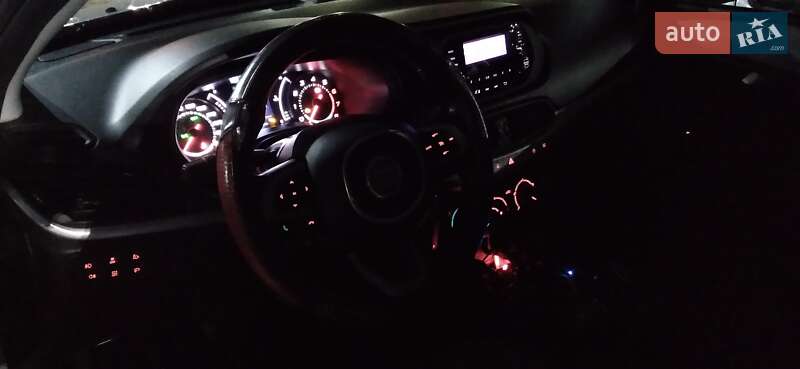 Седан Fiat Tipo 2019 в Києві