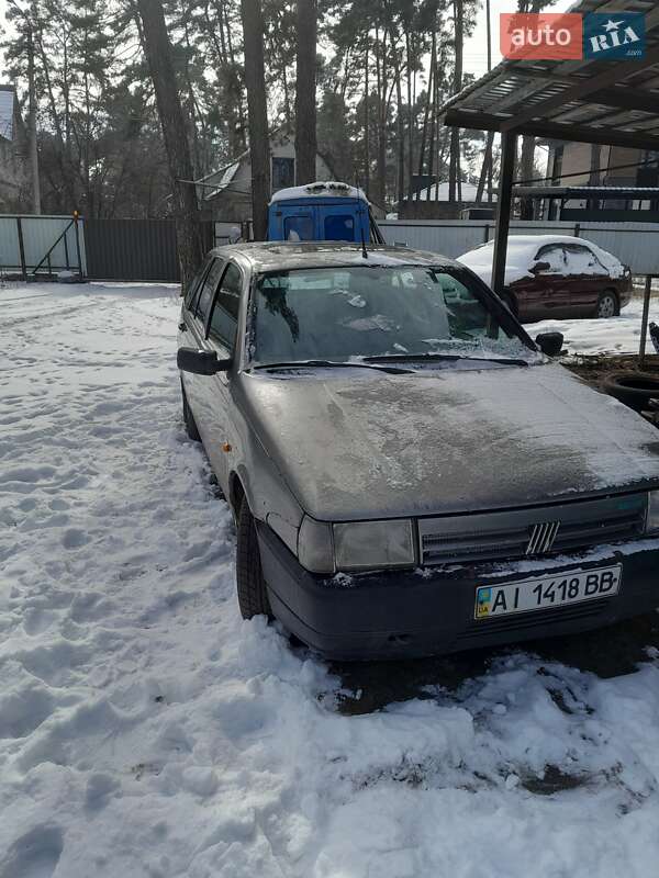 Хэтчбек Fiat Tipo 1990 в 